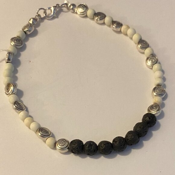 Magnesite essential oil bracelet  NEW - Picture 2 of 3